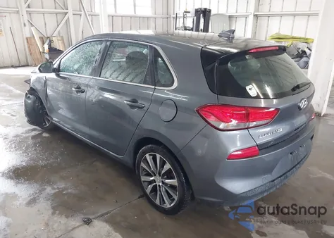2018 Hyundai Elantra Gt z USA, uszkodzony, nr VIN KMHH35LE2JU074881
